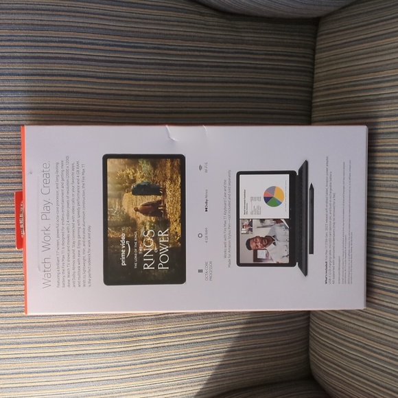 Kindle Fire Max 11 64gb - Picture 3 of 7